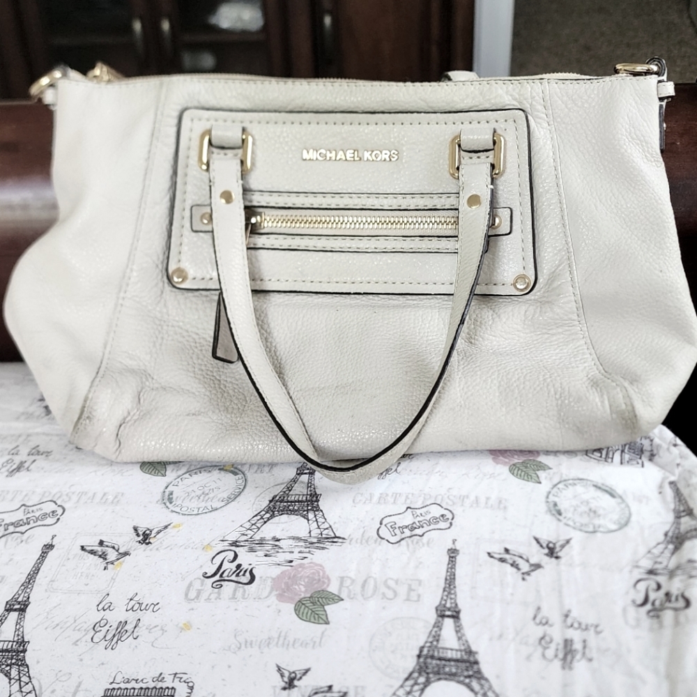 MK purse